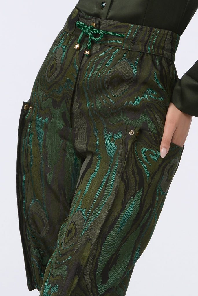 Swirl combat trousers details